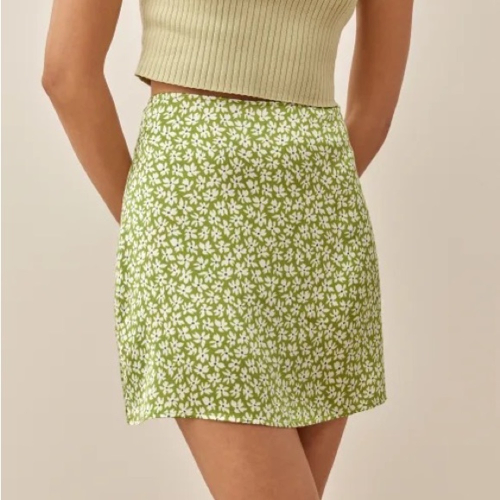 Reformation benson skirt in green floral